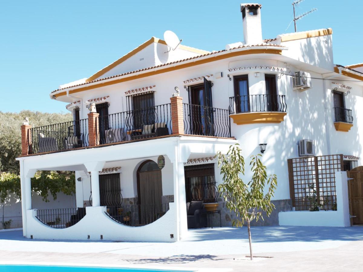 Casa De Las Montanas Villanueva del Trabuco Kültér fotó