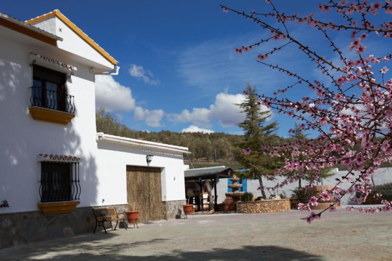 Casa De Las Montanas Villanueva del Trabuco Kültér fotó